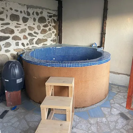 빌라 Mollovi Chepintsi (Smolyan)